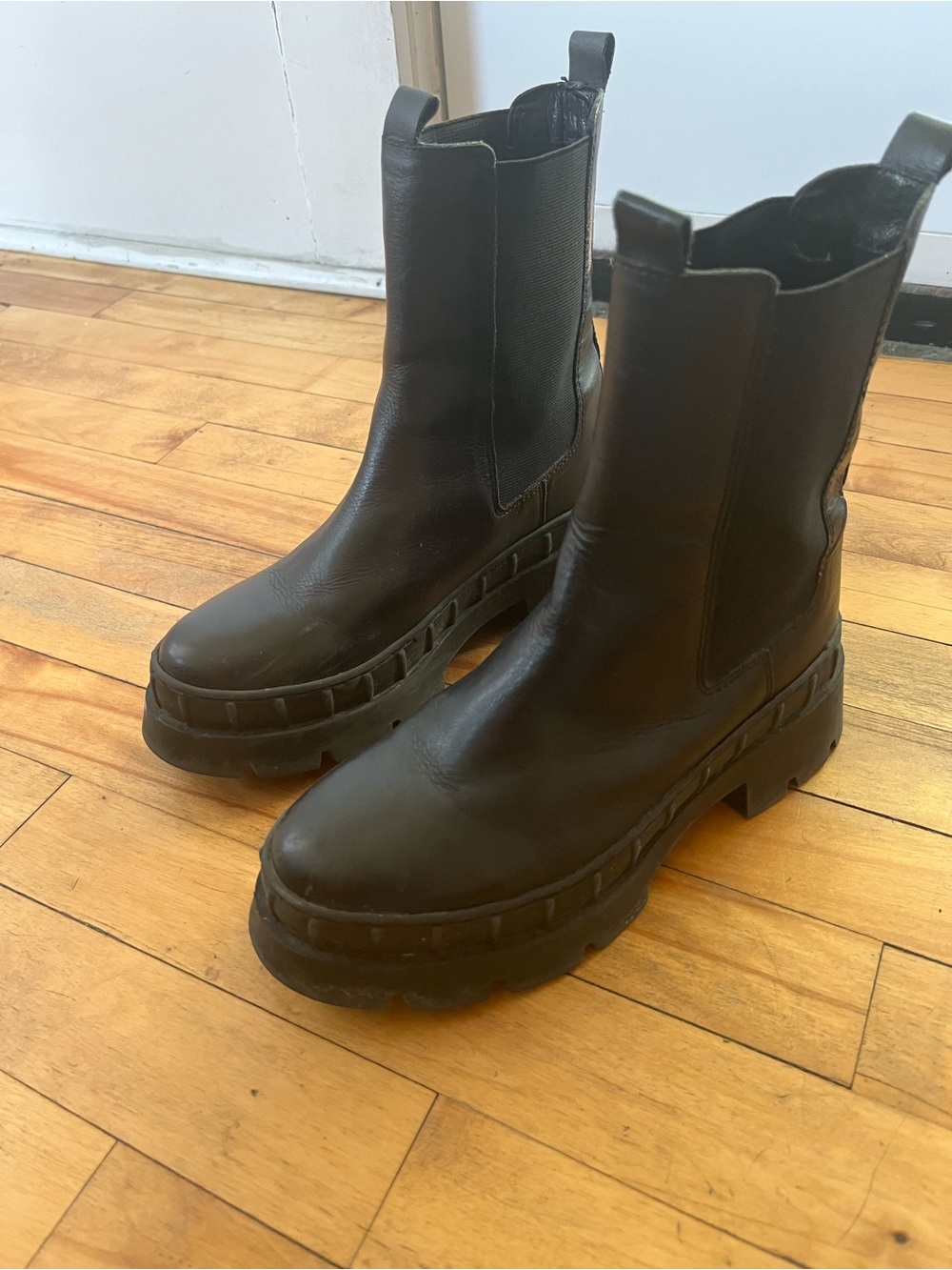 Black Chunky Chelsea Boots - Women's Platform Ankle Boots